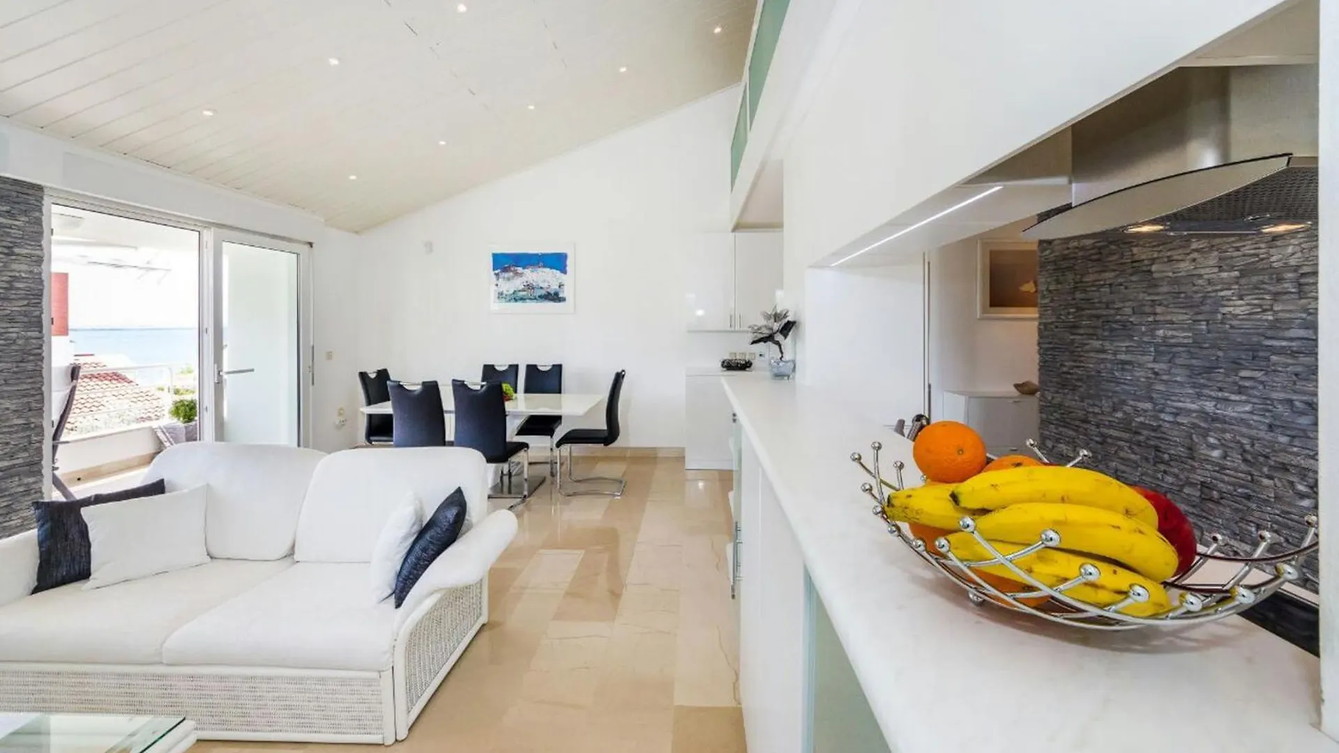 Sun & Sea Apartment Zara